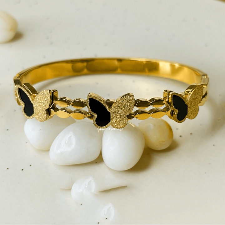 Golden Flutter Bracelet - Dainty Design