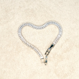 Baguette Diamond Tennis Bracelet - Dainty Design