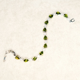 Pear Emerald Tennis Bracelet - Dainty Design